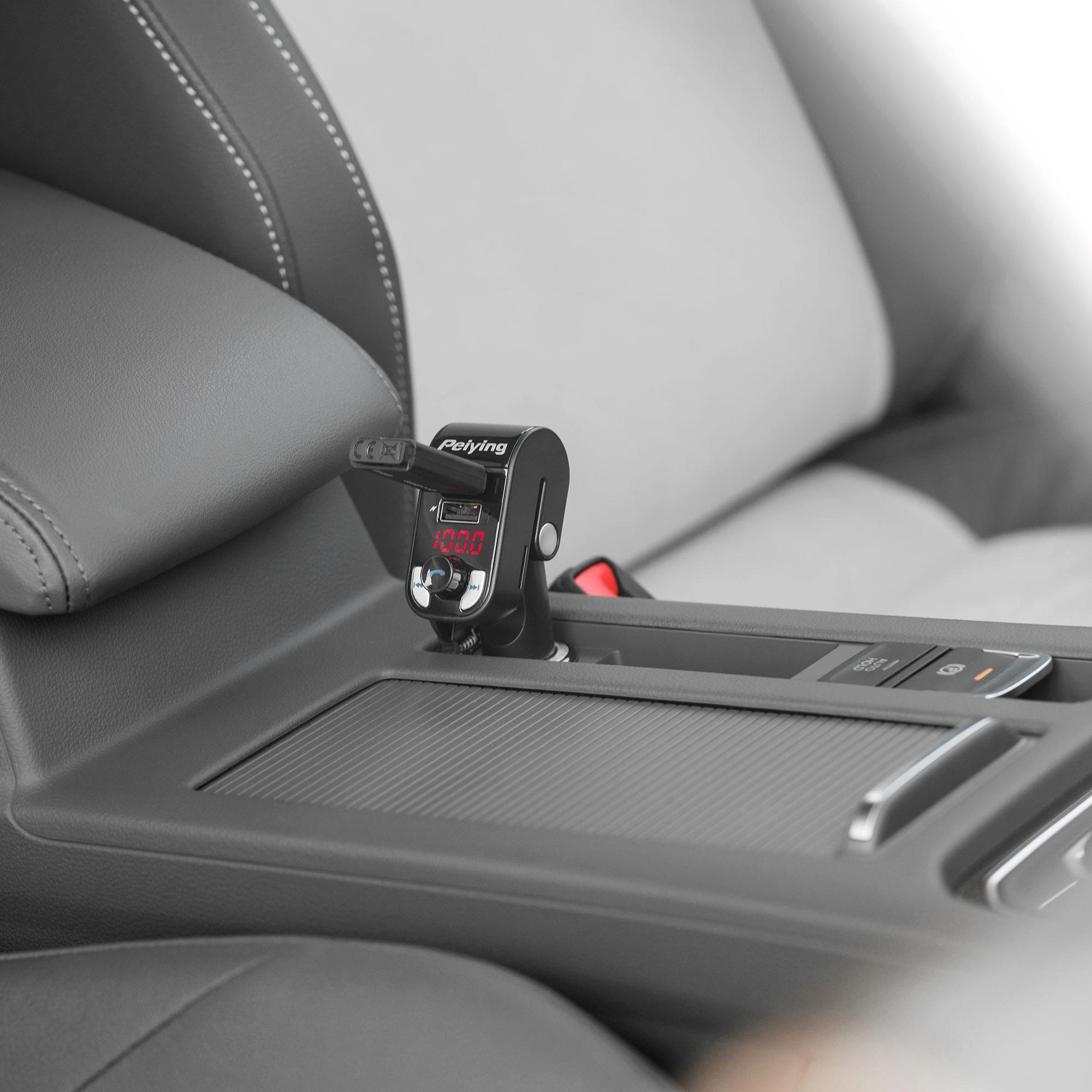 Peiying Automobilinis FM moduliatorius su Bluetooth