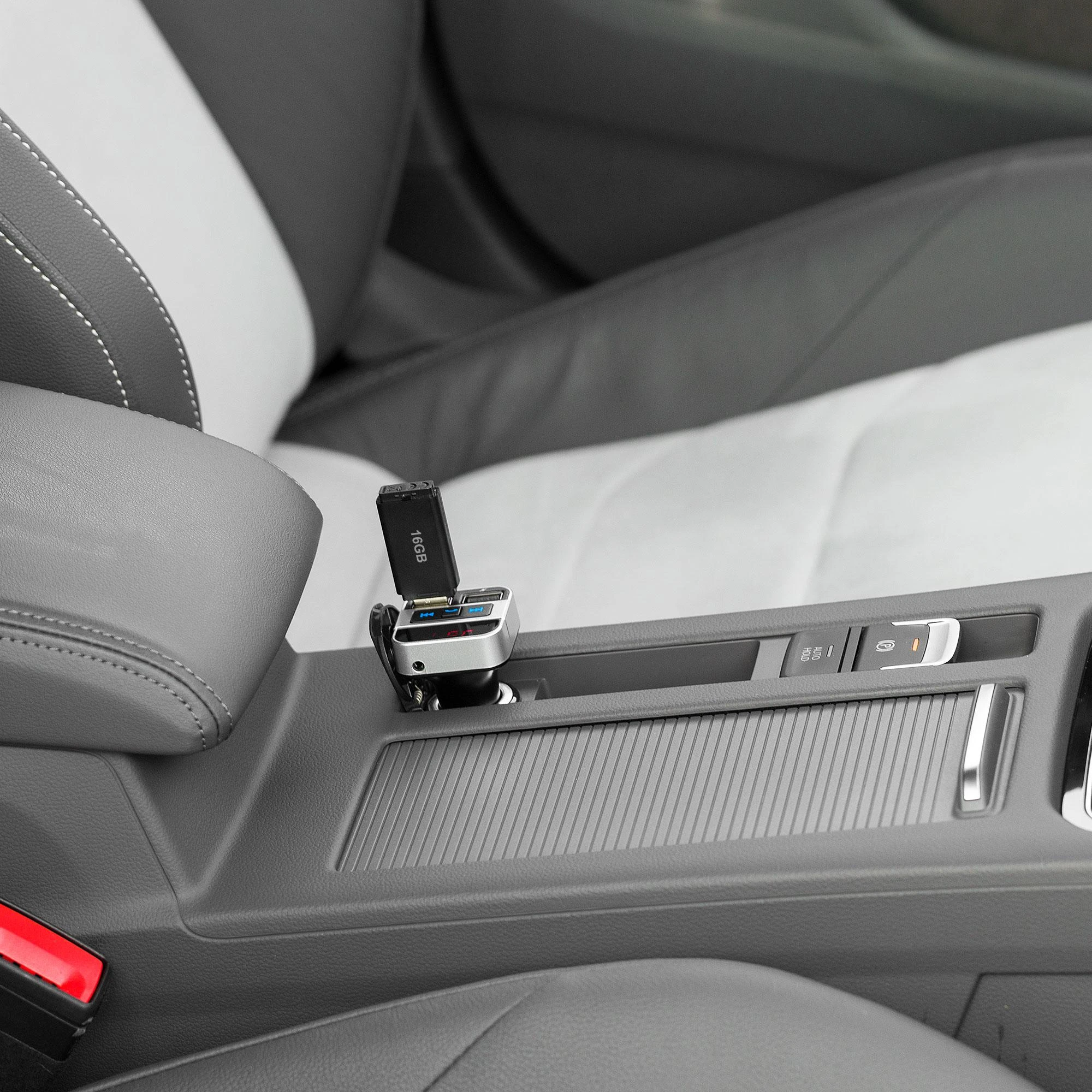 Peiying automobilinis moduliatorius 2xUSB