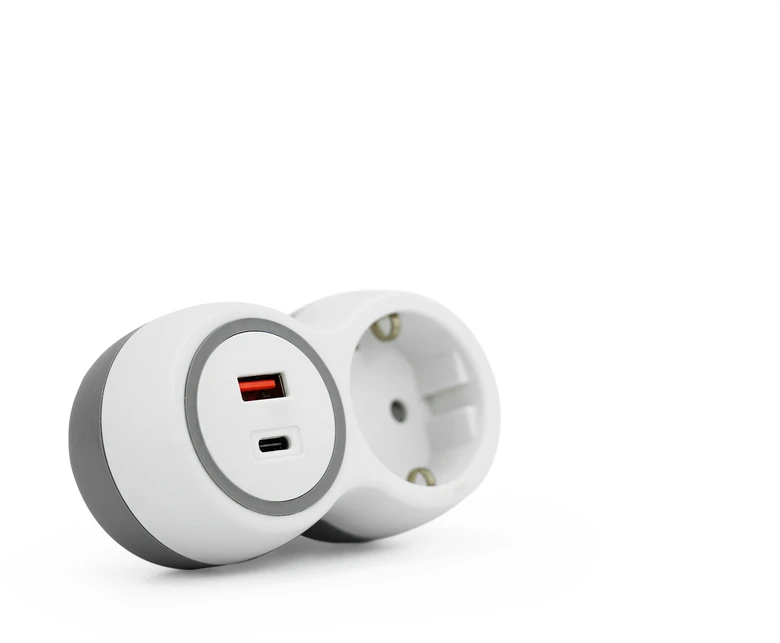 Plastrol Rozgałęźnik jednokrotny, 1x gniazda wtyczkowe su uziemieniem schuko, 1xgniazdo usb a, 1xgniazdo usb c