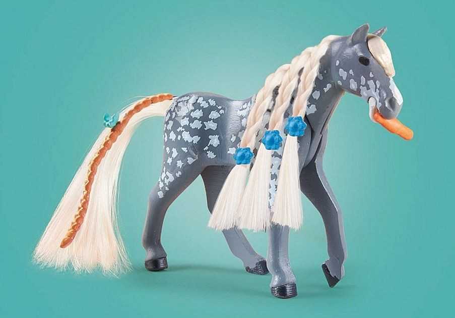 Art. „Playmobil Horse Stall“ su Amelia ir Whisper 71353