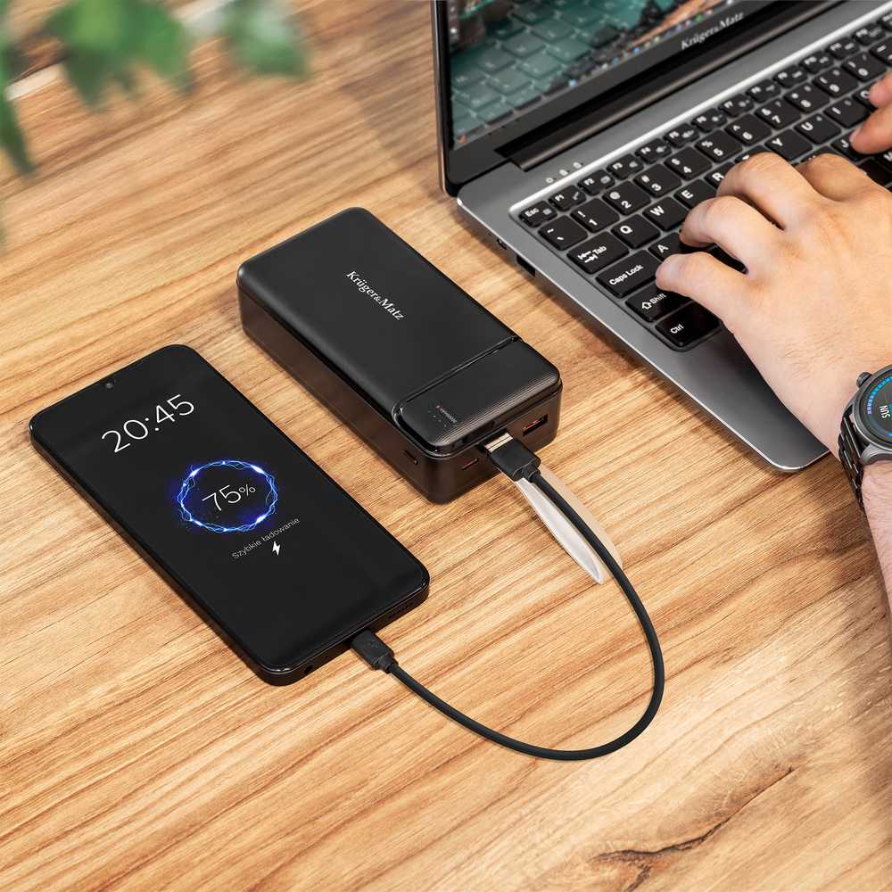 Kruger & Matz 30000 mAh ličio jonų išorinė baterija su QC ir PD funkcijomis