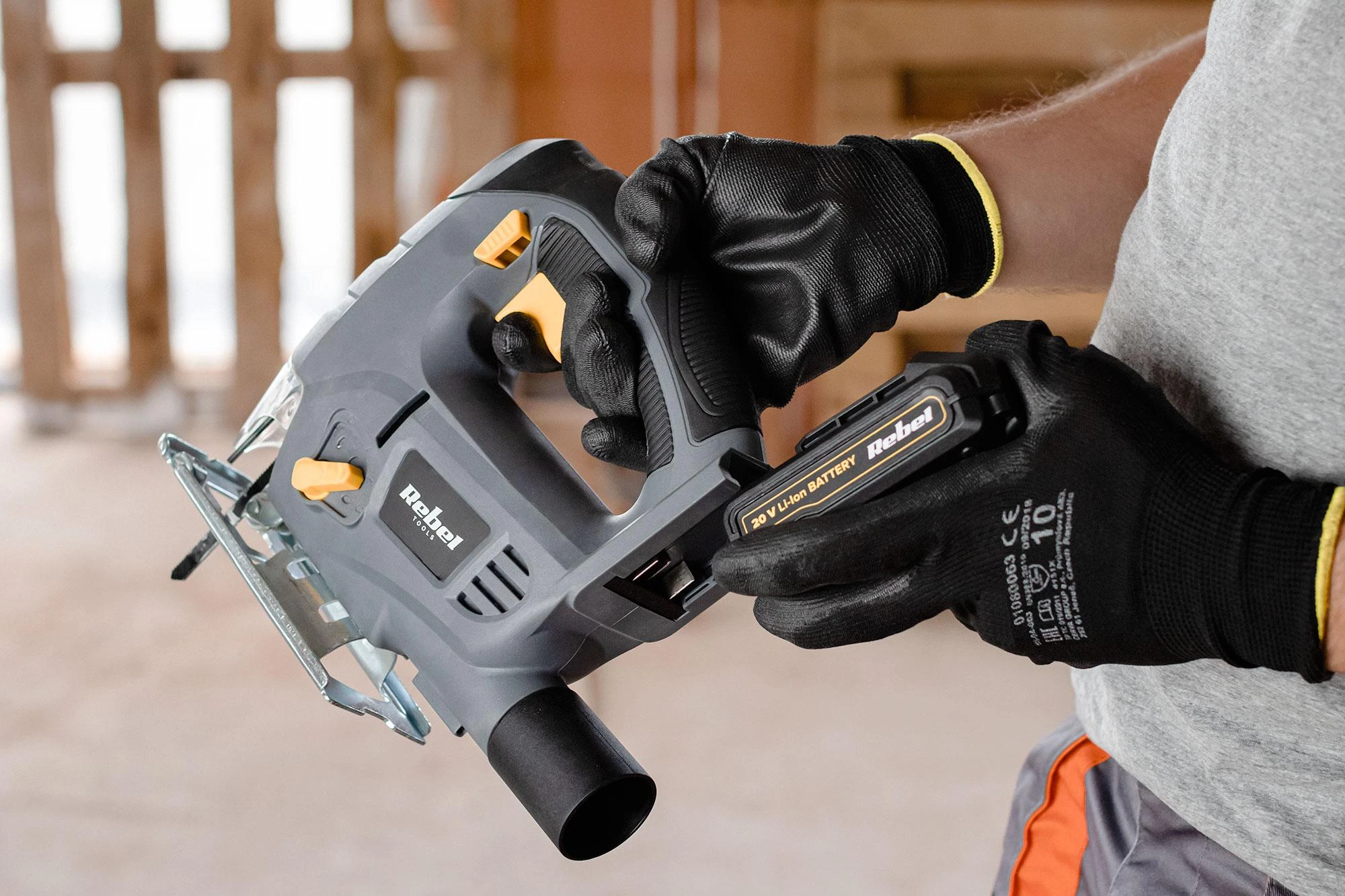 Rebel Tools akumuliatorinis siaurapjūklis RB-1031, 20V; 2 Ah