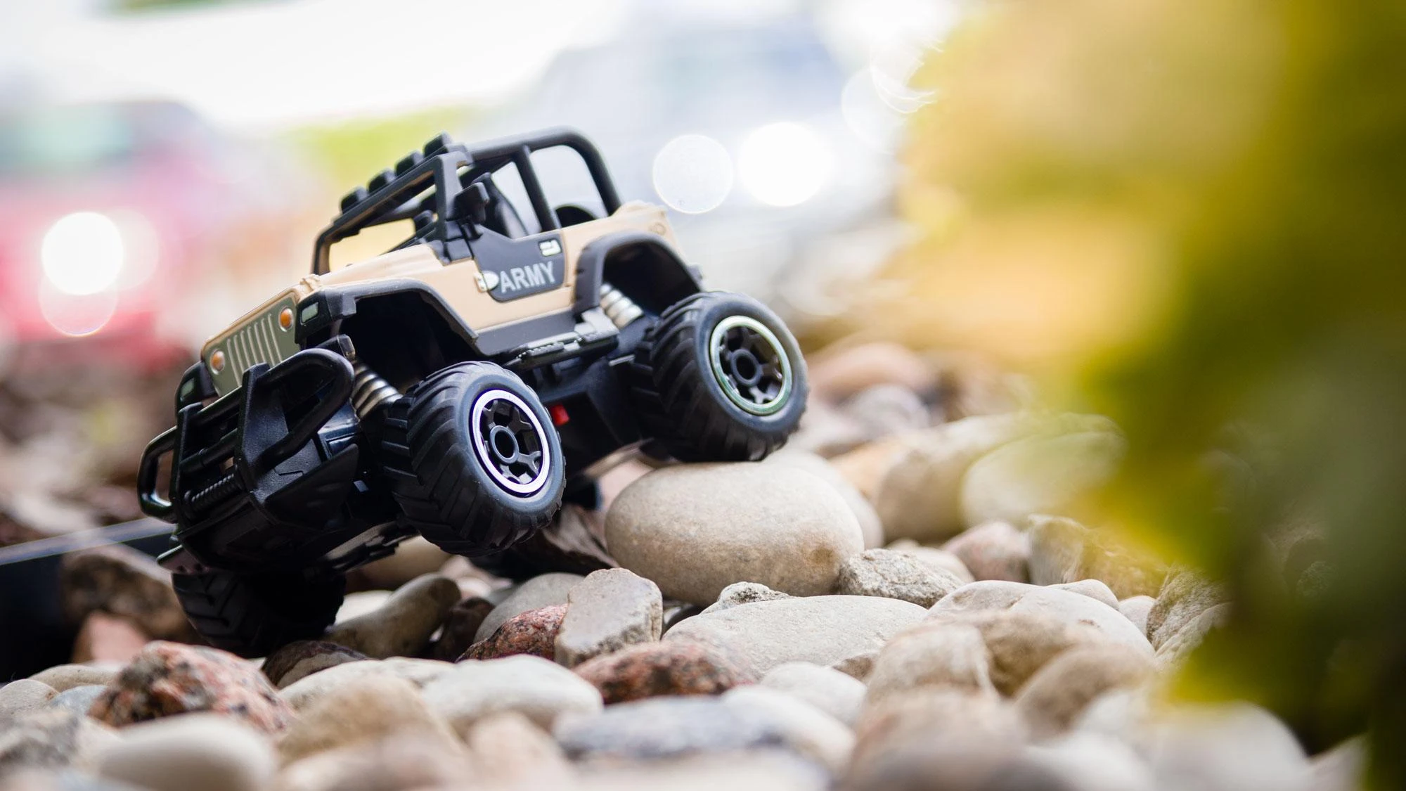 Rebel Mini RC automobilis ARMY