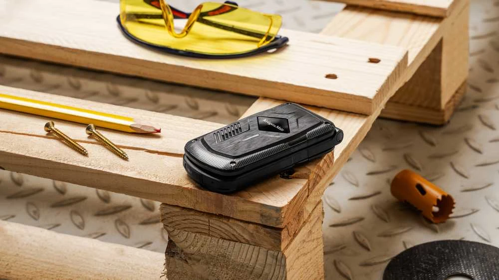 Kruger & Matz IRON 5 Flip 4G telefonas