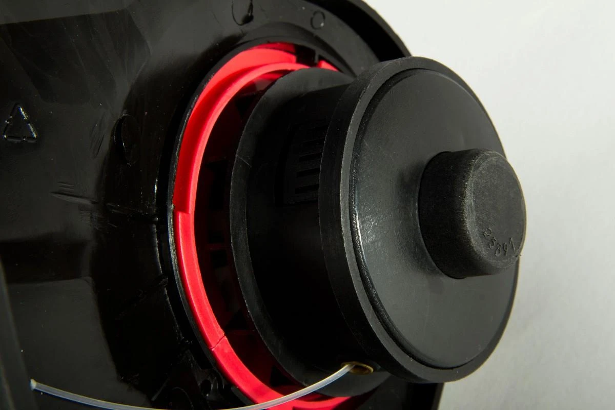 Tryton Podkaszarka Elektrinė žoliapjovė 300 W, 24 cm, automatinis valo padavimas