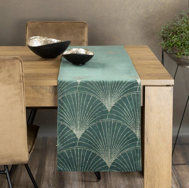 Eurofirany BLINK / 14 Aksominis stalo takelis su su dideliu art deco stiliaus vėduoklės raštu, 35X180 cm, spalva: tamsi mėtų