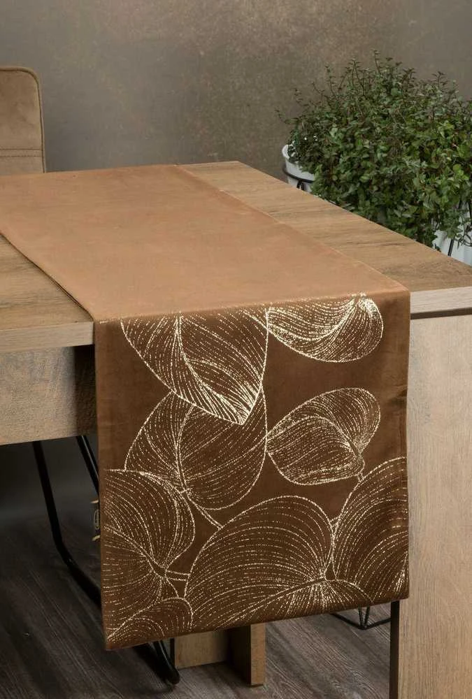 Eurofirany BLINK / 16 Aksominis stalo takelis su didelių lapų raštu, 35X140 cm, spalva: ruda