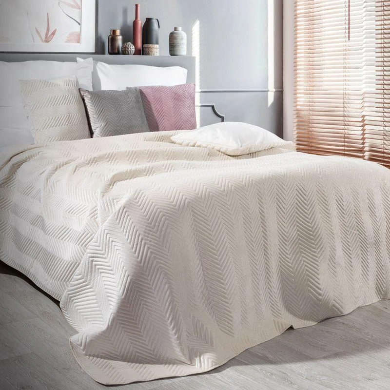 Eurofirany Kreminis aksominis dekoratyvinis užtiesalas, dvipusis su dygsniuotu raštu, 170x210 cm, minkštas poliesterio lovos užtiesalas, lovatiesė miegamajam Lovatiesė