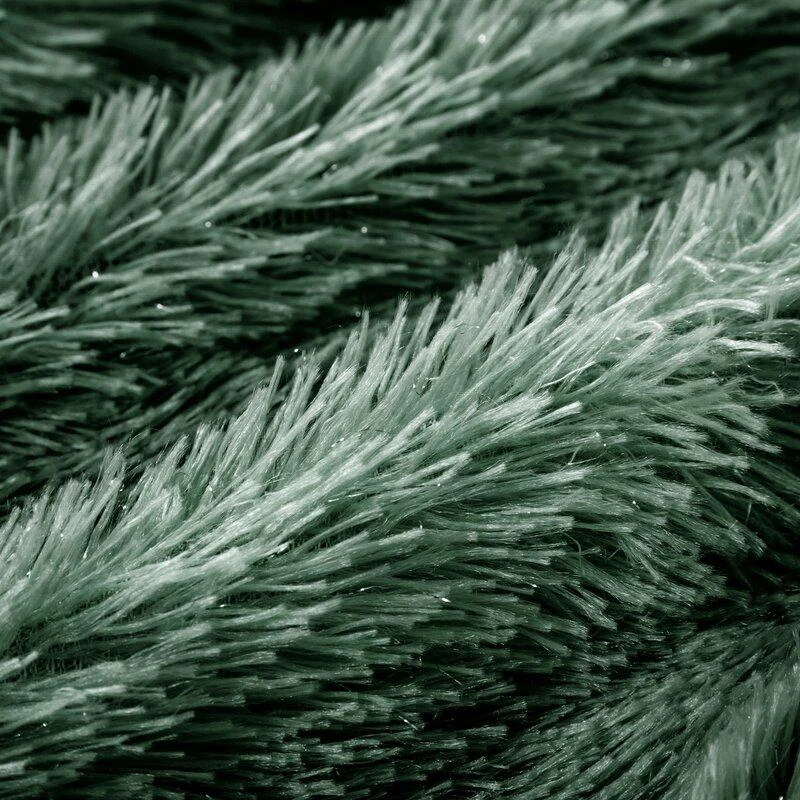 Eurofirany DESIGN 91 Minkšto kailio struktūros pledas TIFFANY su sidabriniu siūlu, 150X200 cm, spalva: tamsi žalia