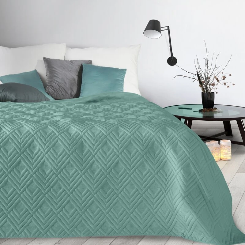 Eurofirany DESIGN 91 ALARA / 1 Lovatiesė su geometriniu raštu, įspaustu karšto spaudimo technika (hot press), 170X210 cm, spalva: turkio