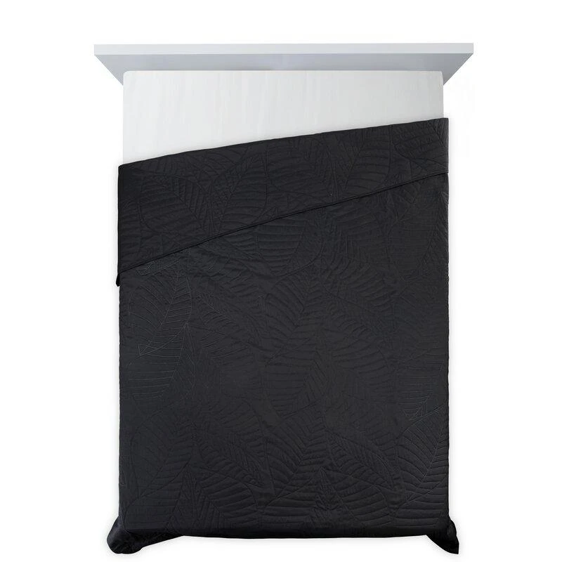 Eurofirany DESIGN 91 BONI / 6 Lovatiesė, dygsniuota karšto spaudimo būdu su lapų raštu, 170X210 cm, spalva: juoda Lovatiesė