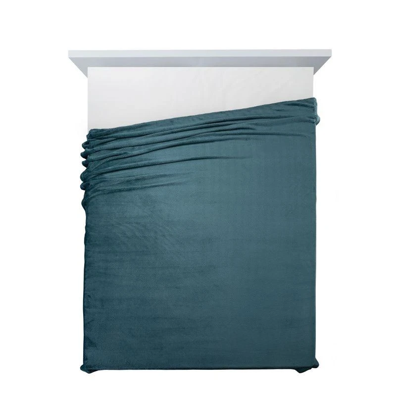 Eurofirany DESIGN 91 CINDY5 Minkštas ir švelnus pledas su įspaustu eglutės raštu, 150X200 cm, spalva: mėlyna