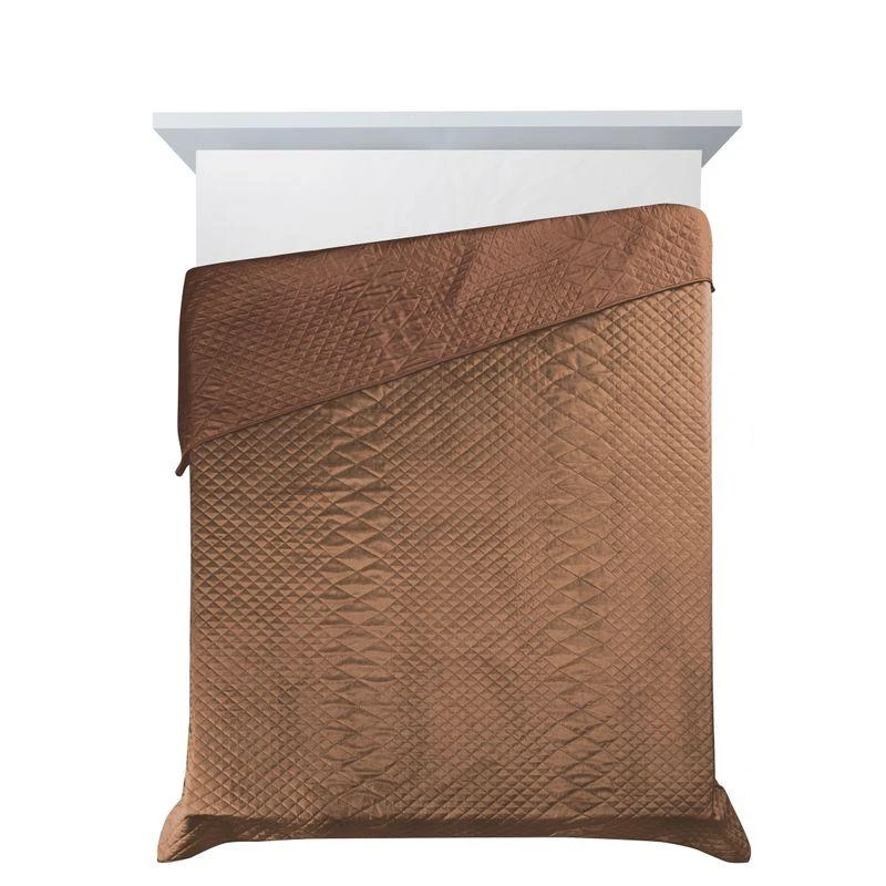 Eurofirany DESIGN 91 LUIZ / 3 Aksominė lovatiesė, dygsniuota karšto spaudimo būdu su geometriniu raštu, 170X210 cm, spalva: plytų Lovatiesė