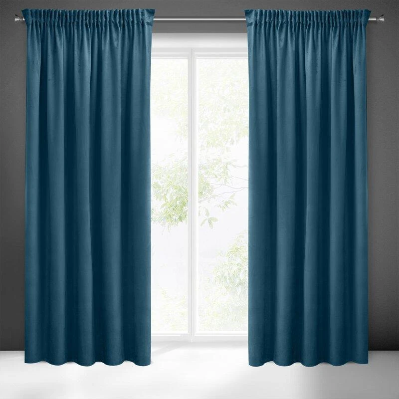 Eurofirany PIERRE CARDIN SIBEL Naktinė užuolaida iš minkšto aksomo, 260 g/m2, 140X270 cm, juosta / tunelis / kabliukai, spalva: tamsiai mėlyna