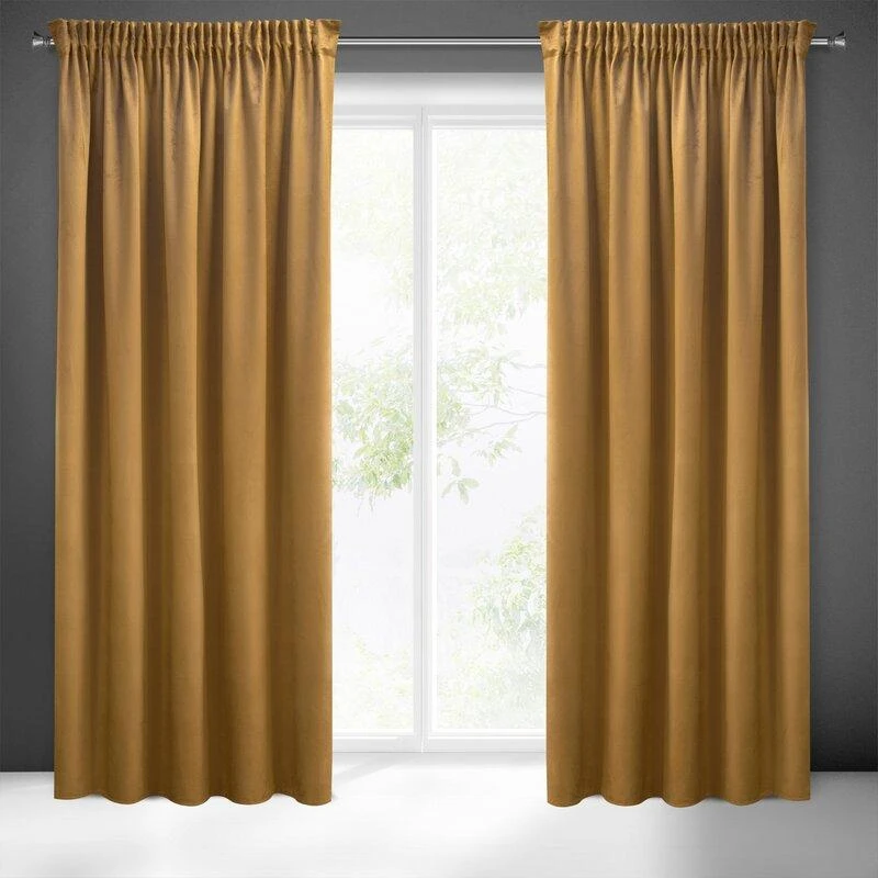 Eurofirany PIERRE CARDIN SIBEL Naktinė užuolaida iš minkšto aksomo, 260 g/m2, 140X270 cm, juosta / tunelis / kabliukai, spalva: auksinė