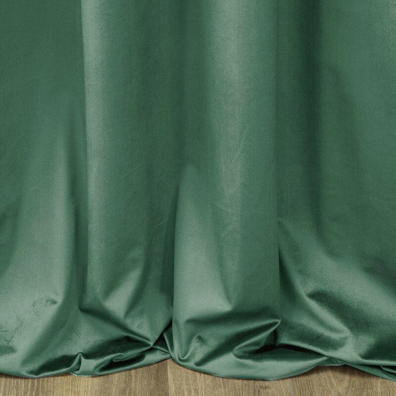 Eurofirany PIERRE CARDIN SIBEL Naktinė užuolaida iš minkšto aksomo, 260 g/m2, 140X270 cm, juosta / tunelis / kabliukai, spalva: mėtinė