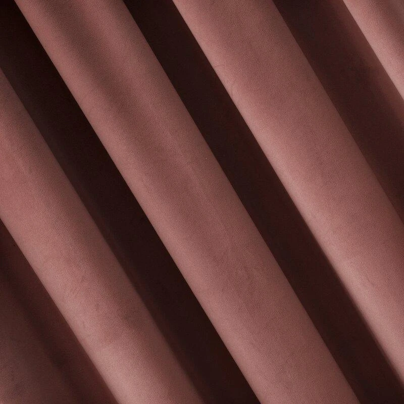 Eurofirany PIERRE CARDIN SIBEL Naktinė užuolaida iš minkšto aksomo, 260 g/m2, 140X270 cm, juosta / tunelis / kabliukai, spalva: rožinė