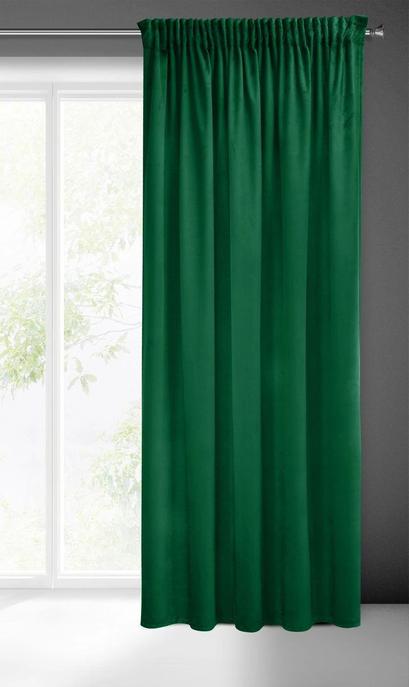 Eurofirany PIERRE CARDIN SIBEL Naktinė užuolaida iš minkšto aksomo, 260 g/m2, 140X270 cm, juosta / tunelis / kabliukai, spalva: žalia