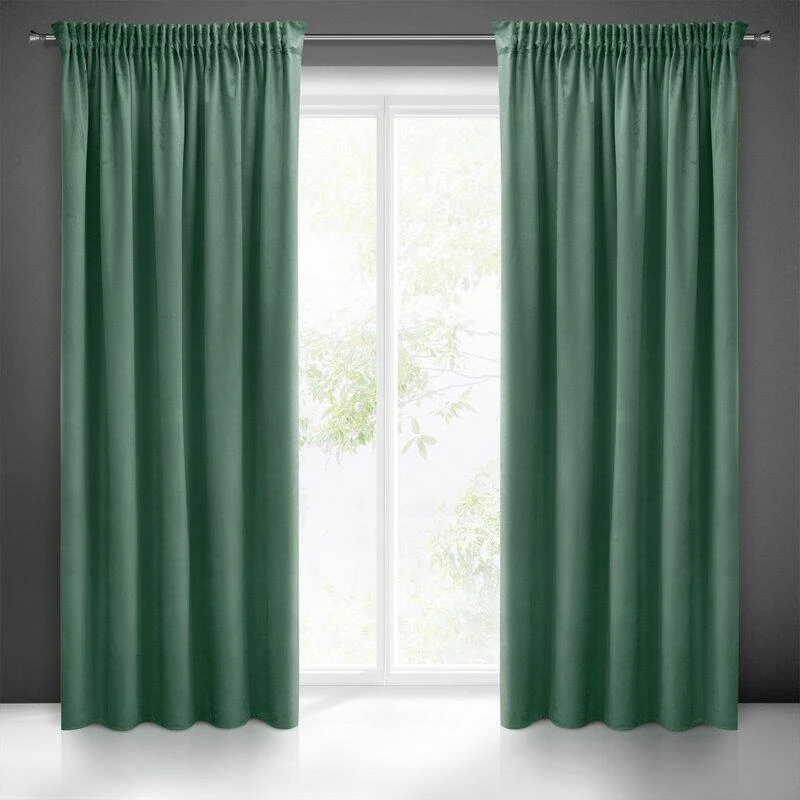 Eurofirany PIERRE CARDIN SIBEL Naktinė užuolaida iš minkšto aksomo, 260 g/m2, 140X270 cm, juosta / tunelis / kabliukai, spalva: mėtinė