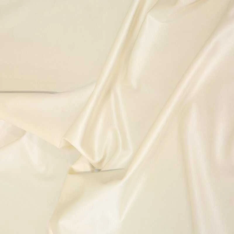 Eurofirany PIERRE CARDIN SIBEL Naktinė užuolaida iš minkšto aksomo, 260 g/m2, 140X270 cm, juosta / tunelis / kabliukai, spalva: kreminė