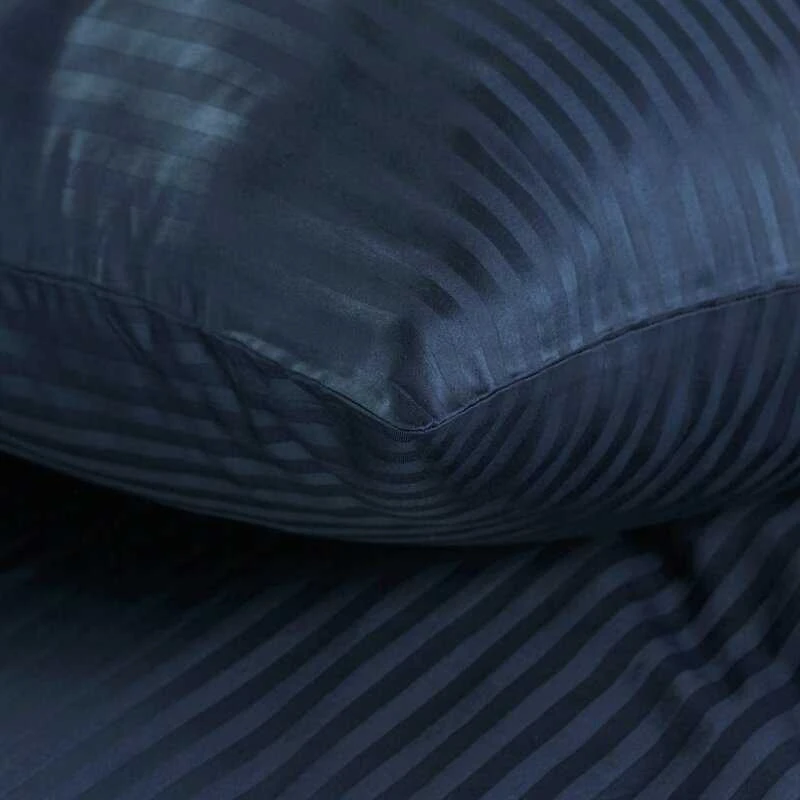 Eurofirany Medvilninio satino patalynės komplektas, 160x200 cm antklodės užvalkalas su dviem pagalvių užvalkalais, dryžuotas raštas, užtrauktukas, 125 g/m² svoris, miegamojo tekstilė Patalynė