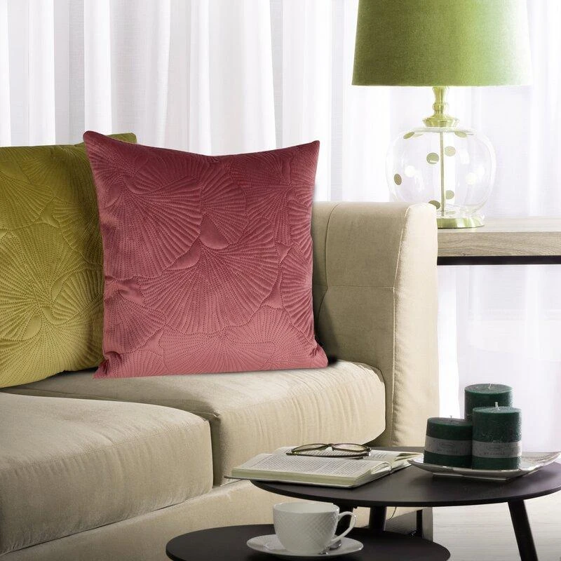 Eurofirany VELVET / 58 Minkšto aksomo pagalvės užvalkalas su įspaustu ginkmedžio lapų raštu, 45X45 cm, spalva: tamsi mėtų
