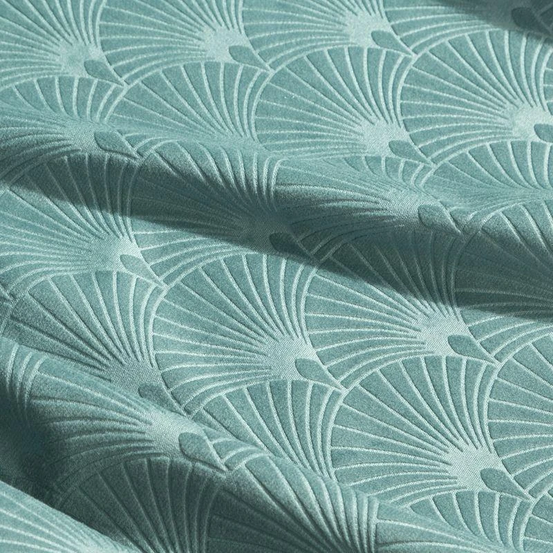 Naktinė užuolaida Eurofirany JULIA iš minkšto aksomo su geometriniu vėduoklės raštu, 140X250 cm, kilpos /žiedai, spalva: turkio