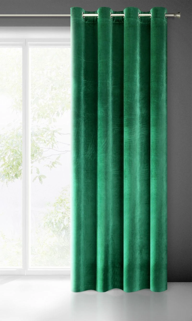 Minkšto ir blizgaus aksomo naktinė užuolaida Eurofirany SAMANTA 140X250 cm, kilpos/žiedai, spalva: žalia