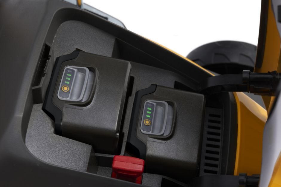 Vejapjovė Stiga Collector 140e Kit; varoma dviejų 20V - 4Ah akumuliatorių varikliu aprašymas - Prekės nuotrauka