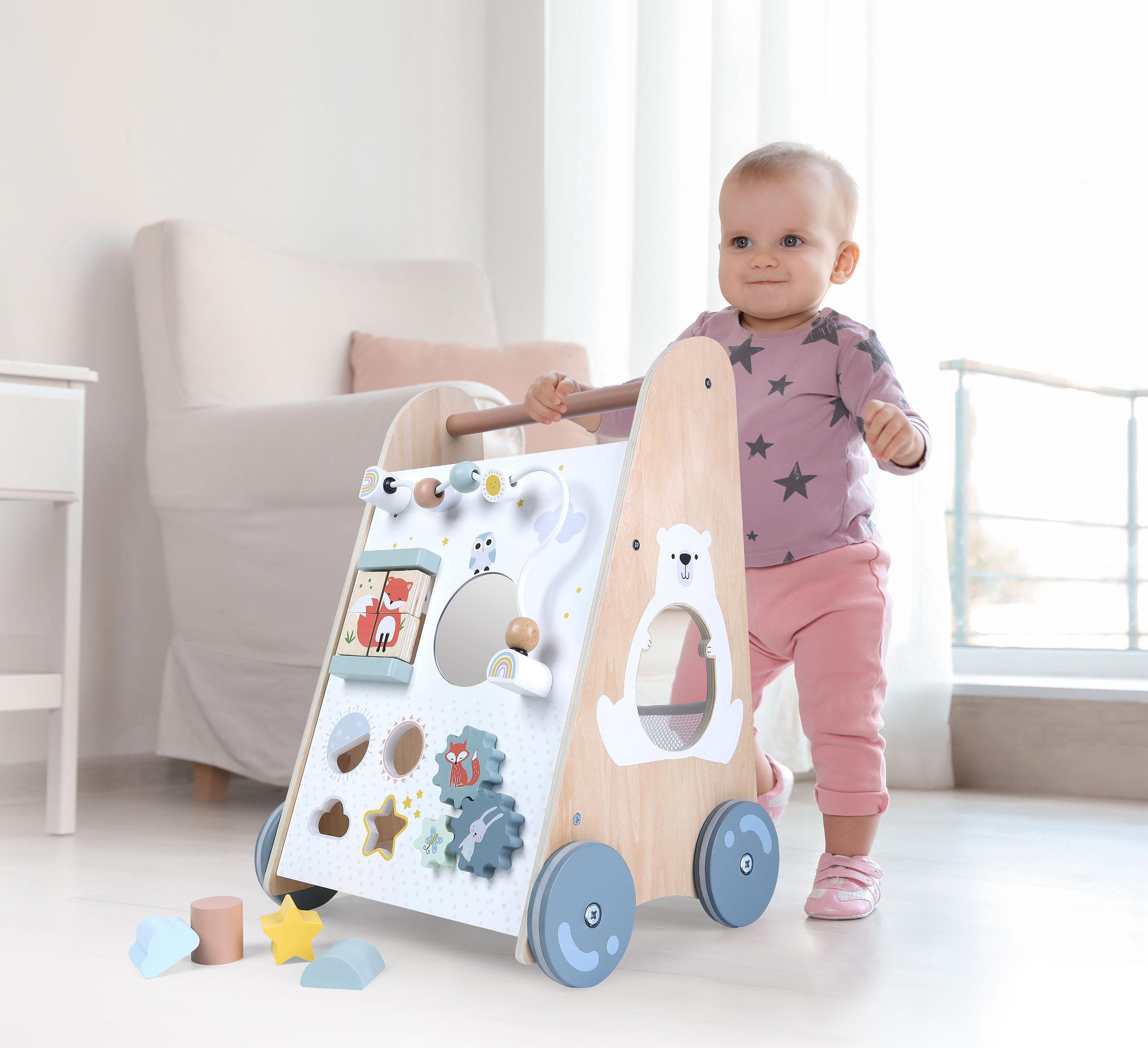 Multistore ECOTOYS medinis vežimėlis kūdikiui