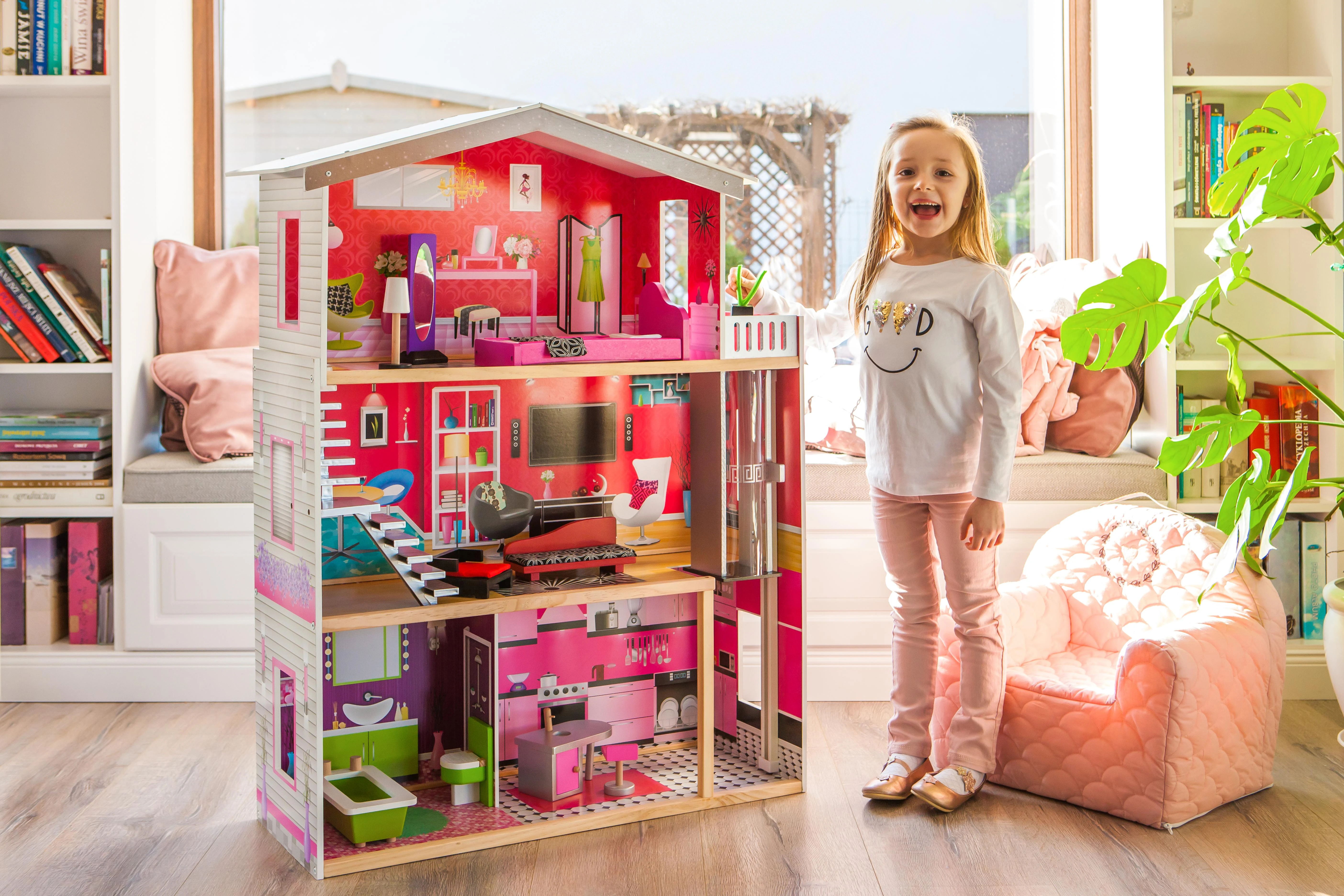 Didelis medinis lėlių namelis su liftu lėlėms - Malibu Residence ECOTOYS