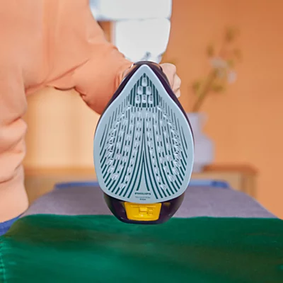 Garų lygintuvas Philips 7000 Serija DST7051/30, violetinis aprašymas - Prekės nuotrauka