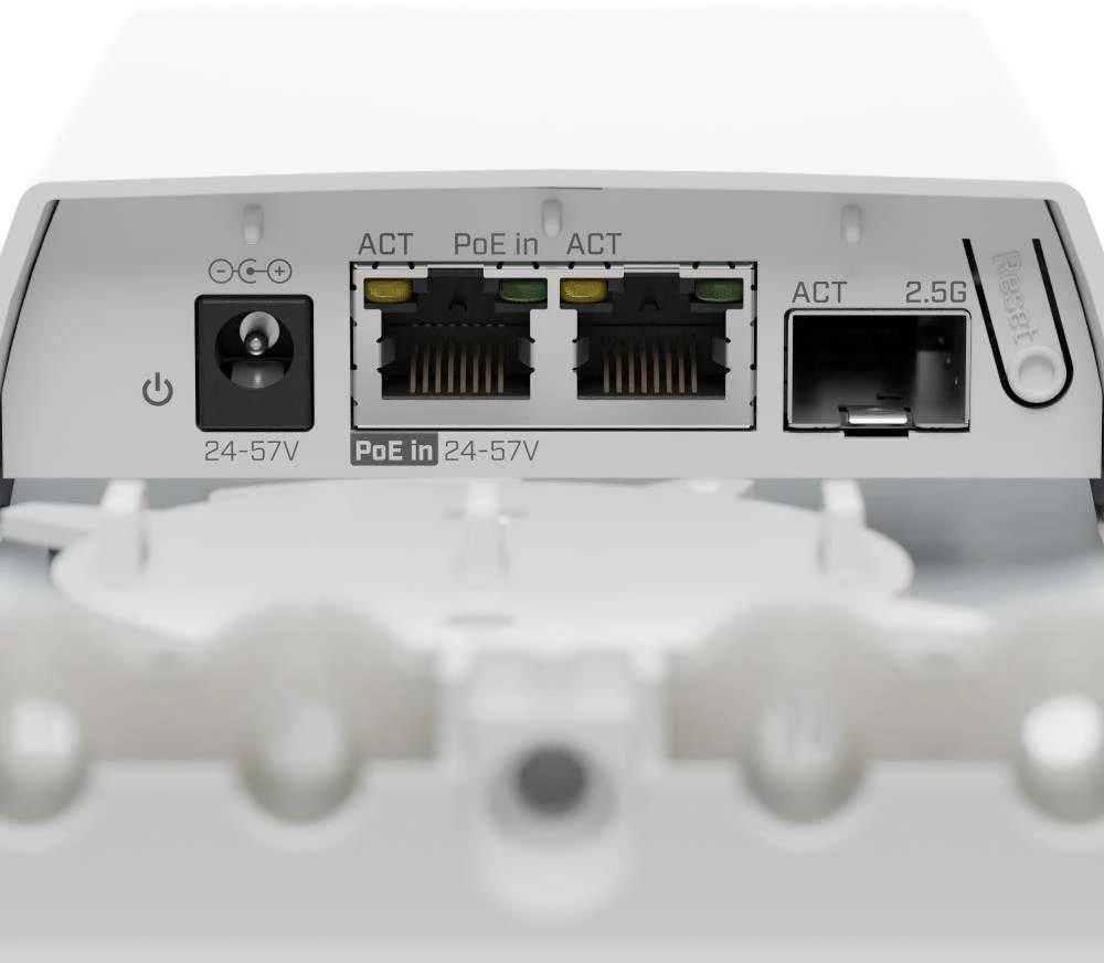 MikroTik FTC21 konverterio jungtys ir PoE prievadai
