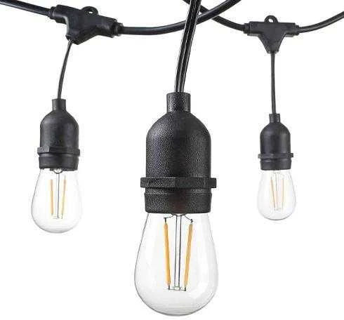 Schneider Electric Visional 03-631 nokarenā LED Dārza virtene ar 15 ligzdām / 15m / solis 1m (bez spuldzēm) melna