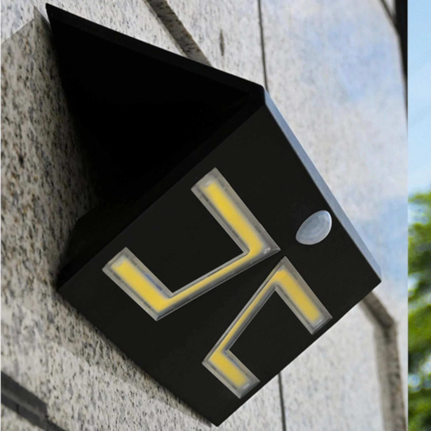 Sieninis šviestuvas Ab Com AB LED GV50-CLB saulės lempa