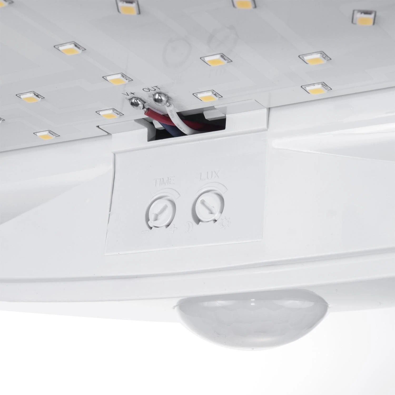 Lubinis šviestuvas Lampa „Maclean“ LED šviestuvas su judesio jutikliu, infraraudonųjų spindulių, baltas, 10 W, IP44, natūrali balta (4000 K), 900 lm, MCE357 W