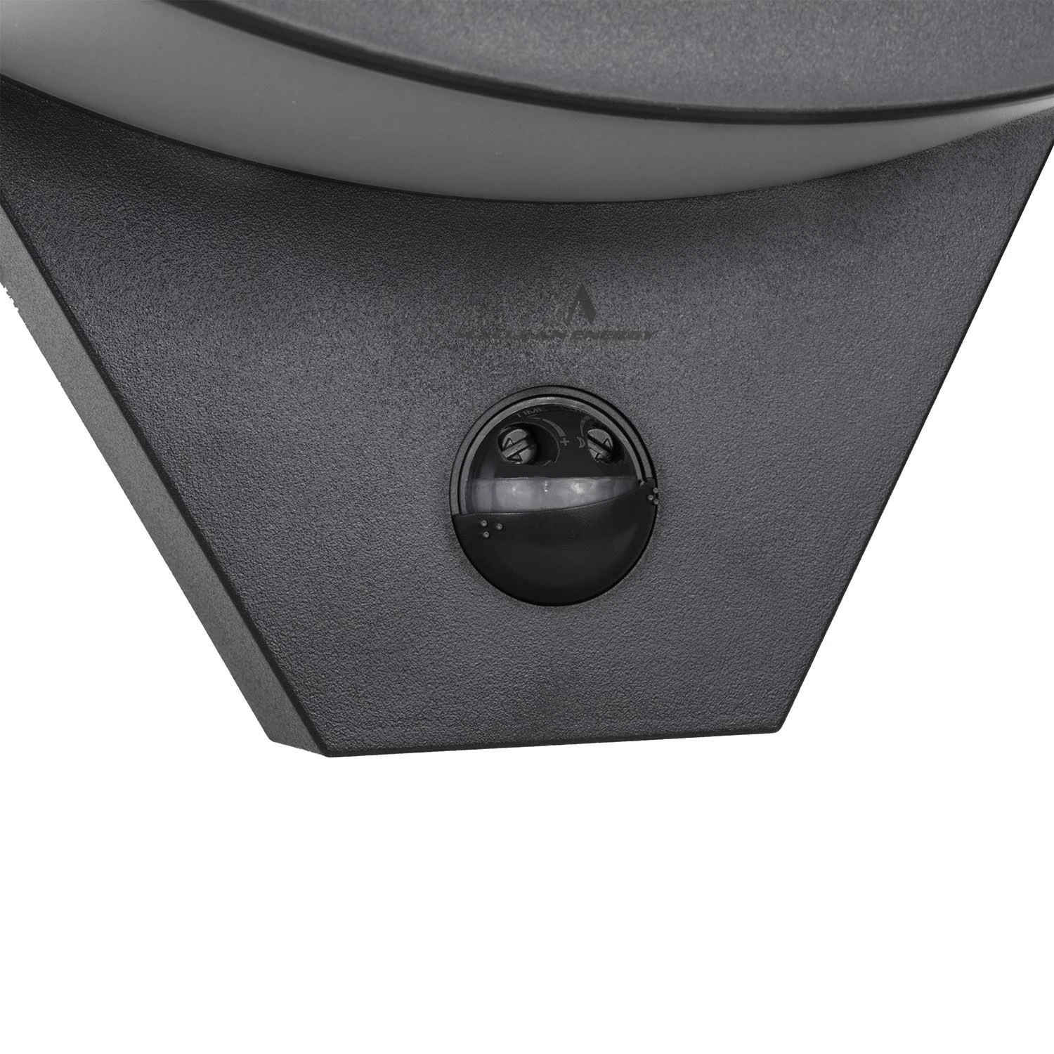 Sieninis šviestuvas MACLEAN MCE290B LED lempa su infraraudonuoju judesio jutikliu 800lm 10W IP54 juodas