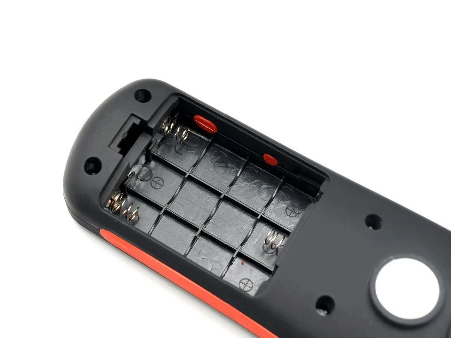 MACLEAN MCE03 Maclean MCE03 Garažo lempa 24 LED magnetinis kabliukas