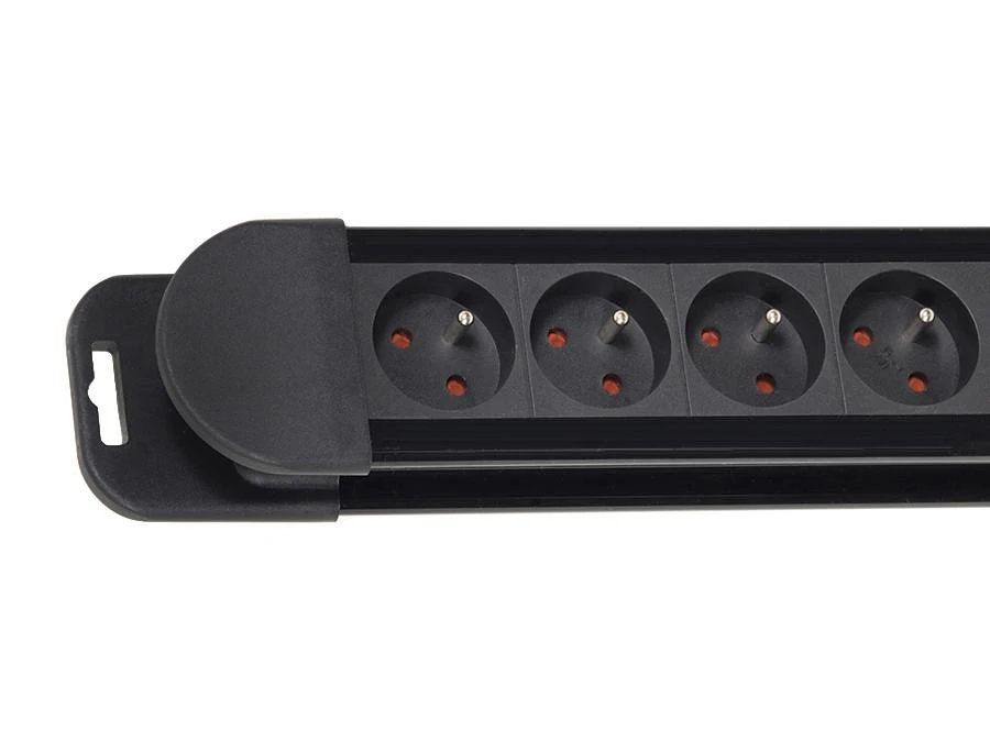 MACLEAN MCE11 Maclean MCE11 Power Strip 8 lizdas su jungikliu