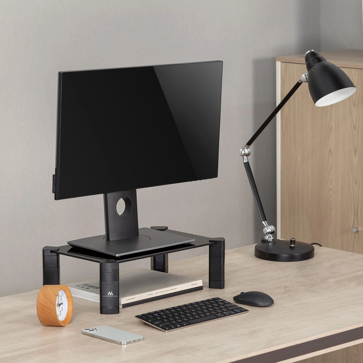 Podstawka „Maclean“ nešiojamojo kompiuterio / monitoriaus stovas, maks. 20 kg, grūdintas stiklas, (429 x 269 x 127 mm), MC-934