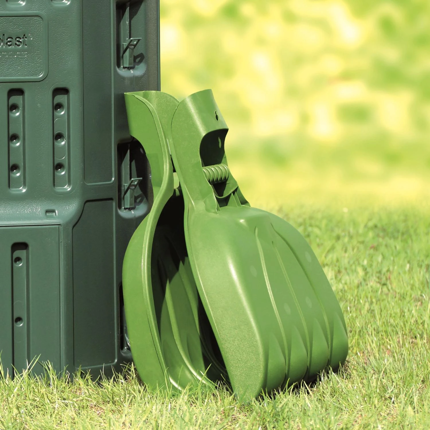 PROSPERPLAST LAPŲ GRĖBLYS IGLIS1 BEAR PAW OLIWKA