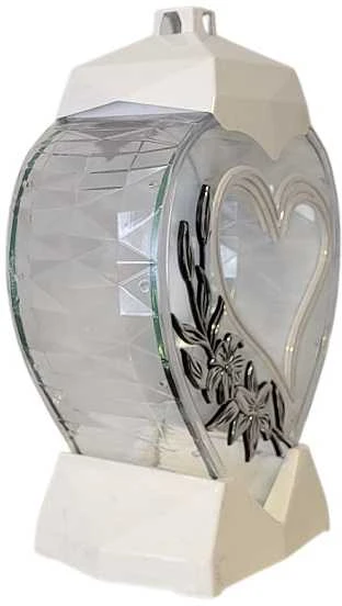 Salamina Kapų žvakė Širdies formos žibintas su širdele ir gėle baltos ir sidabrinės spalvos 33 cm.
