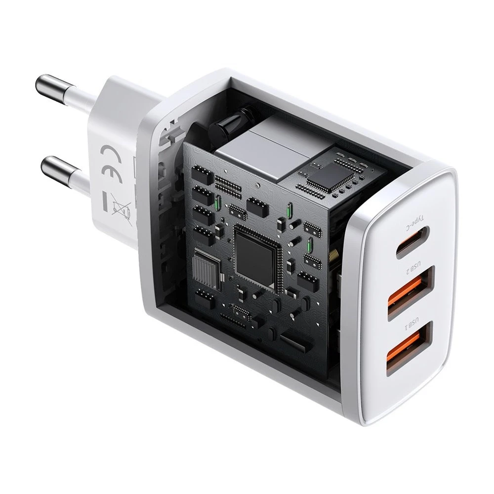 Baseus Sieninis įkroviklis 30W 2xUSB + USB-C QC3.0 PD3.0, baltas
