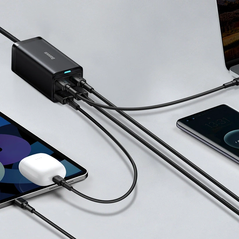 Baseus GaN3 Pro greitas universalus įkroviklis GaN 2 x C tipo USB / 2x USB 100W PD3.0, QC4.0+, AFC, juodas (CCGP000101)