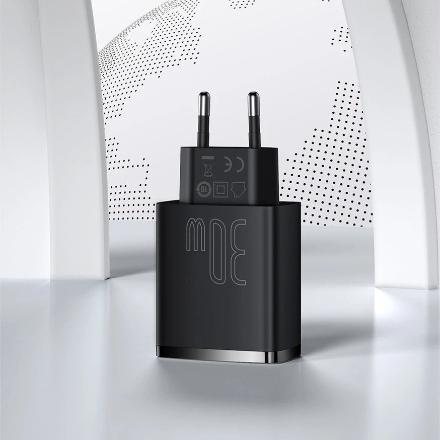 Baseus Sieninis įkroviklis 30W 2xUSB + USB-C QC3.0 PD3.0, juodas