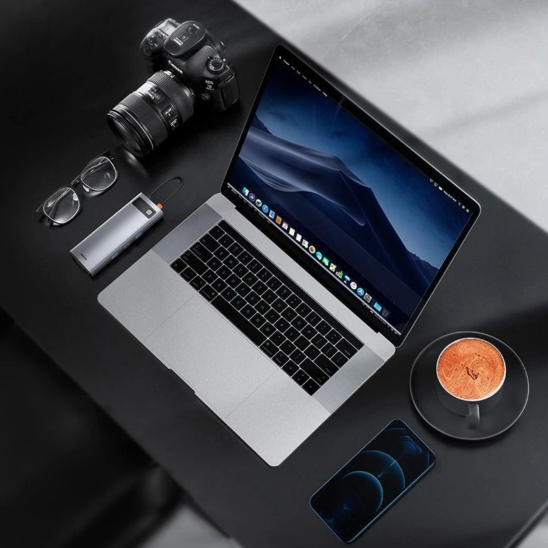 Šakotuvas 9in1 Baseus Metal Gleam Series, USB-C į 3x USB 3.0 + HDMI + USB-C PD + Ethernet RJ45 + Micro SD/SD + VGA