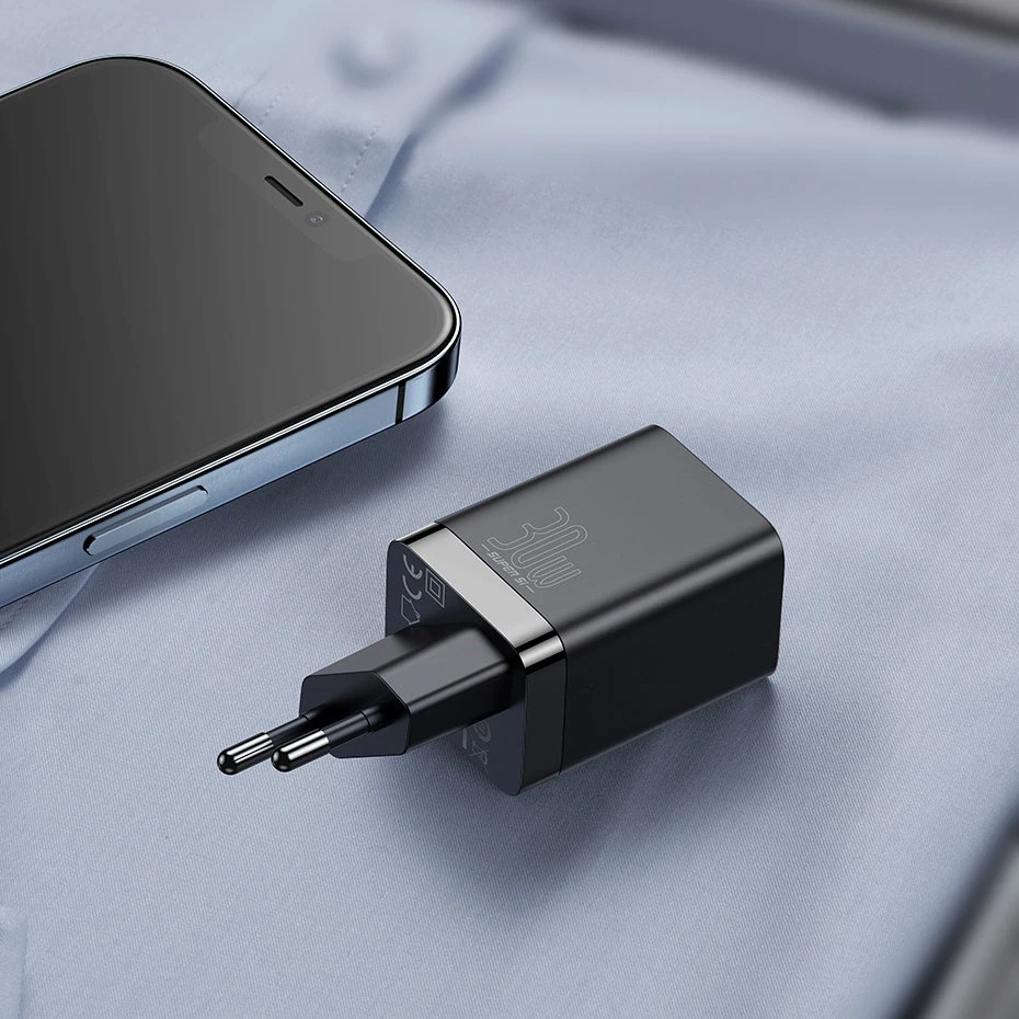 Baseus Super Si Pro įkroviklis USB + USB-C 30W - Baltas