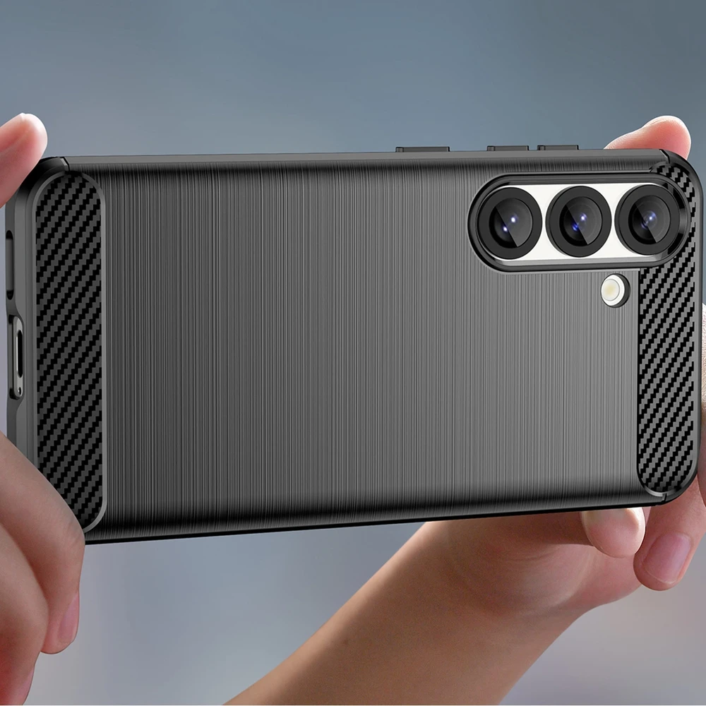 Hurtel Carbon dėklas Flexible Silicone skirtas Xiaomi Poco X7 – juodos spalvos