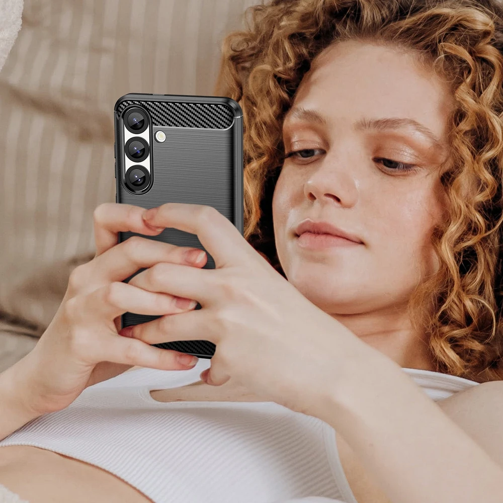 Hurtel Carbon dėklas Flexible Silicone skirtas Nothing Phone (3a) Pro – juodos spalvos