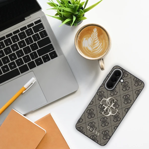 Dėklas Guess Leather 4G Metal Logo na Samsung Galaxy A57 5G - ruda aprašymas - Prekės nuotrauka